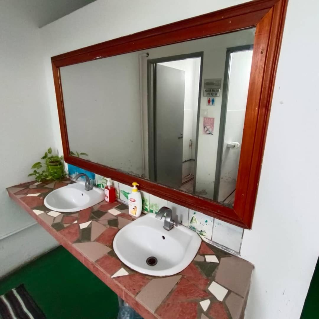 Tabun Homestay 미리 외부 사진
